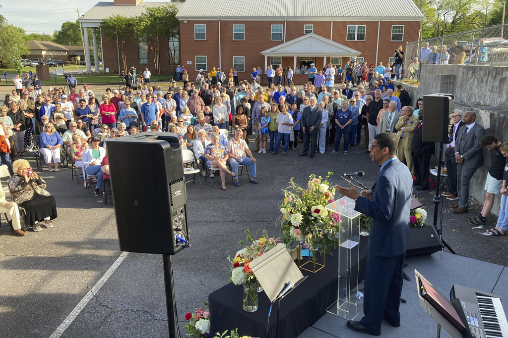 Dadeville shooting: Who are the victims of the Alabama birthday party shooting?