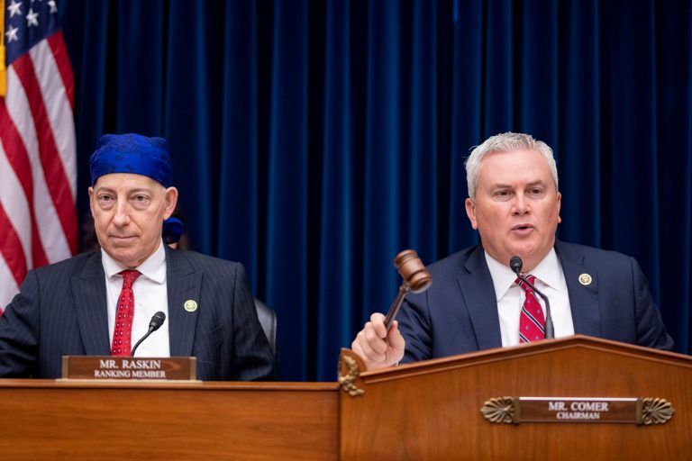Top Oversight Democrat urges Comer to subpoena Kushner firm over foreign business dealings