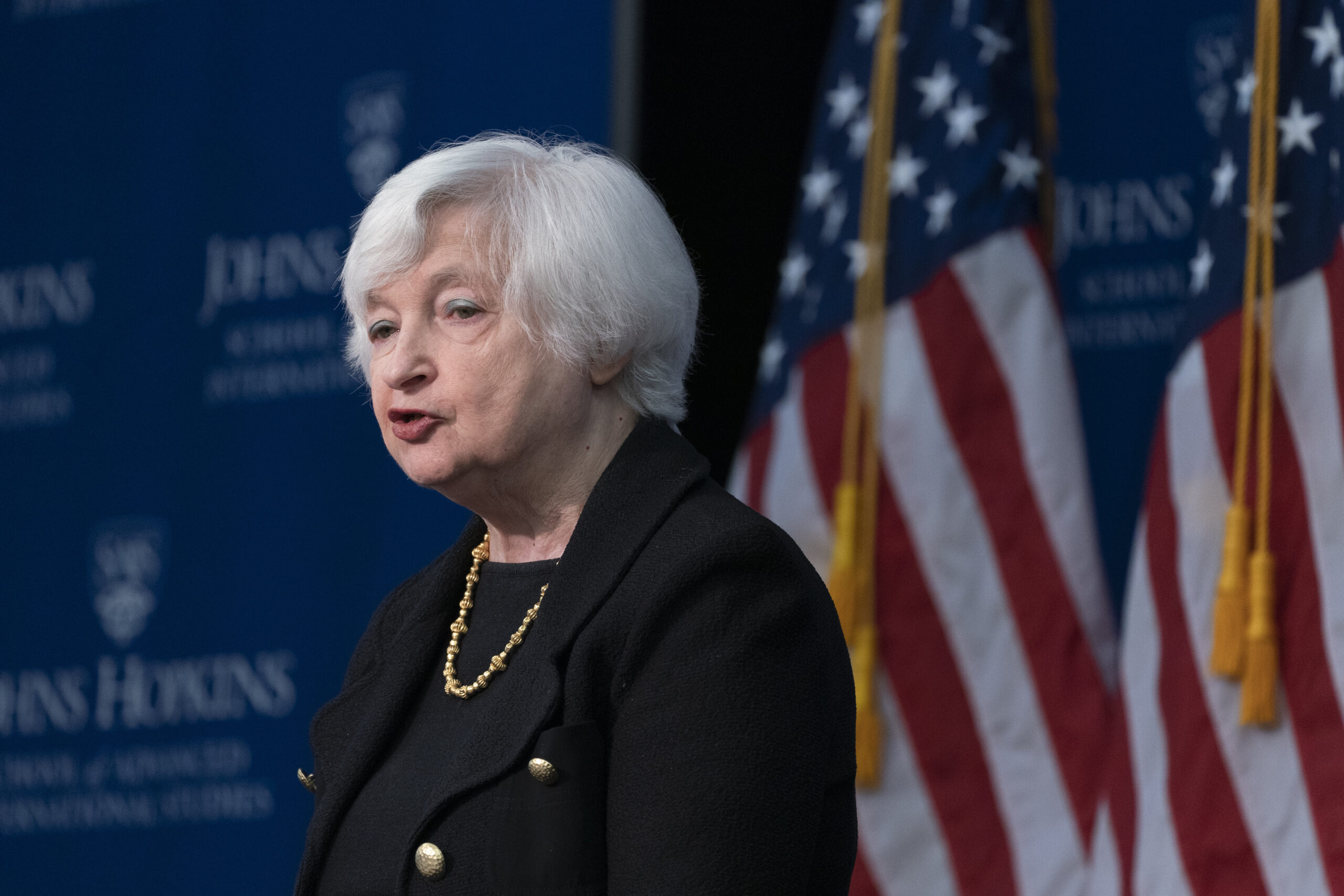 Yellen confirms early June deadline to McCarthy as leaders enter debt talks