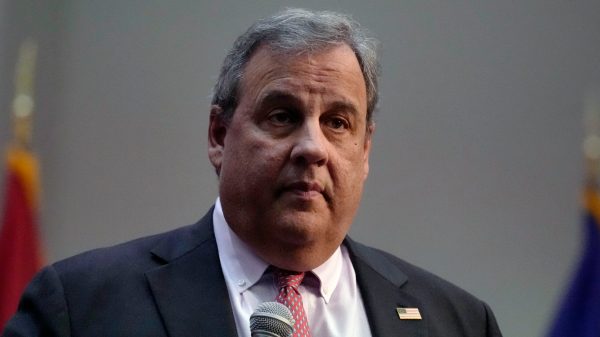 Chris Christie compares Trump to Harry Potter’s Voldemort in announcement speech