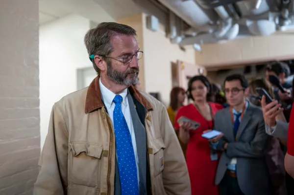 Burchett confirms he is a ‘no’ on stopgap funding measure: ‘Our financial ship is sinking’