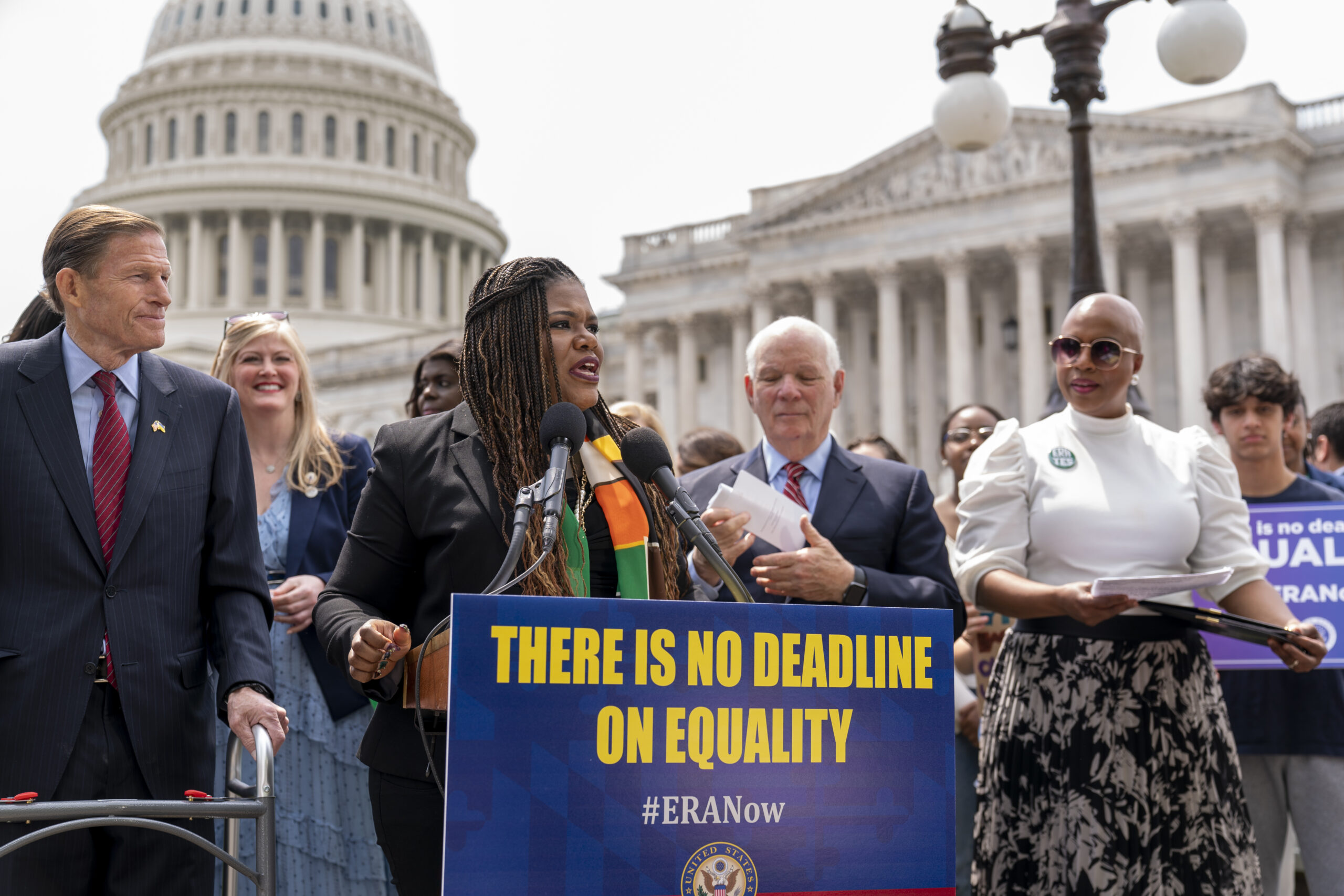 ‘Squad’ member Cori Bush slams Republicans for asking about gas stove bans