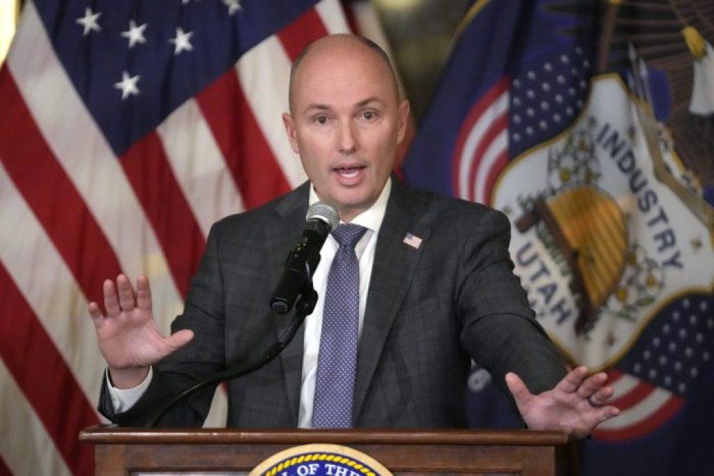 NextImg:Cox says assassination of Charlie Kirk 'an attack on all' Americans