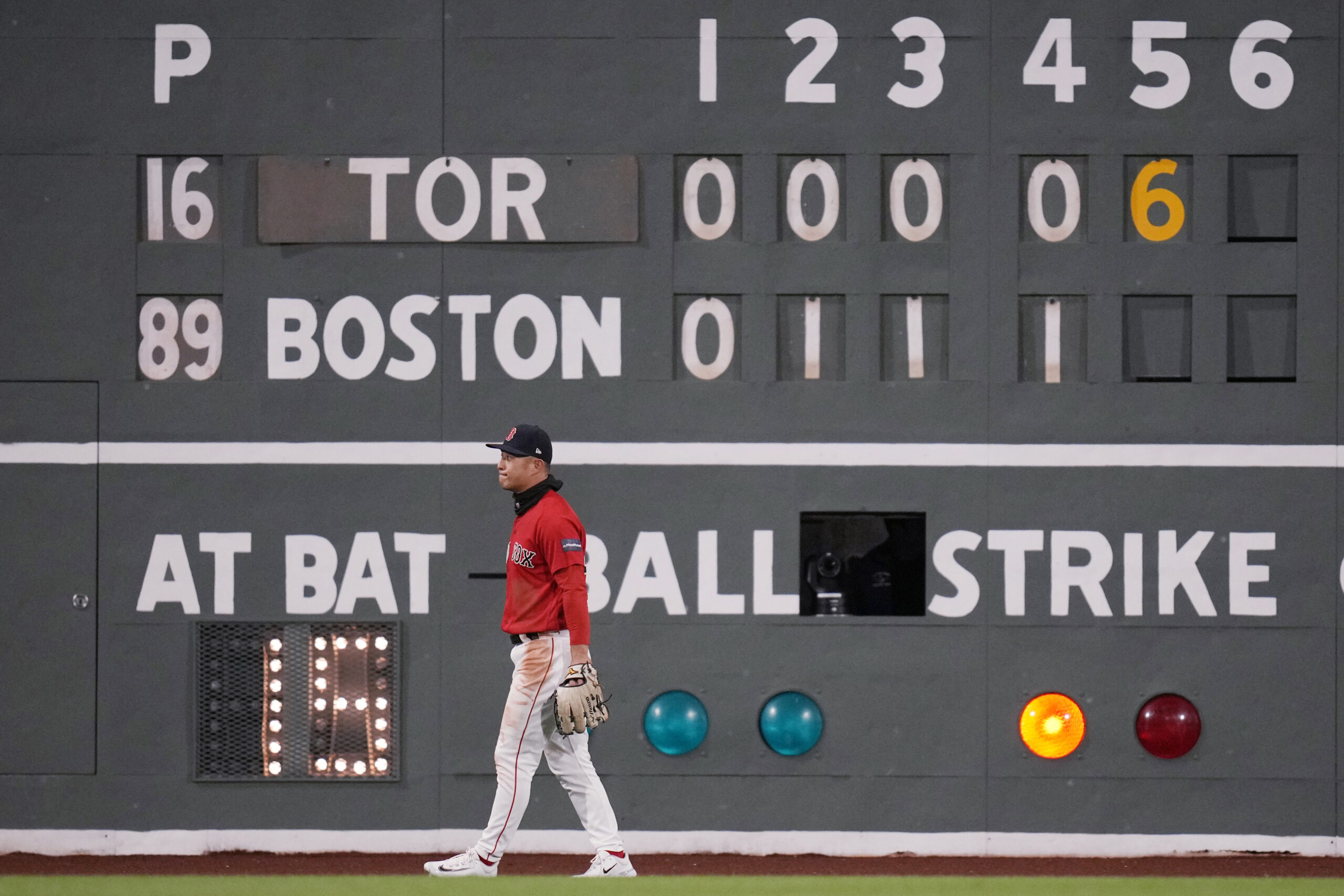 Red Sox fans abandon Bud Light at Fenway Park as Mulvaney backlash continues