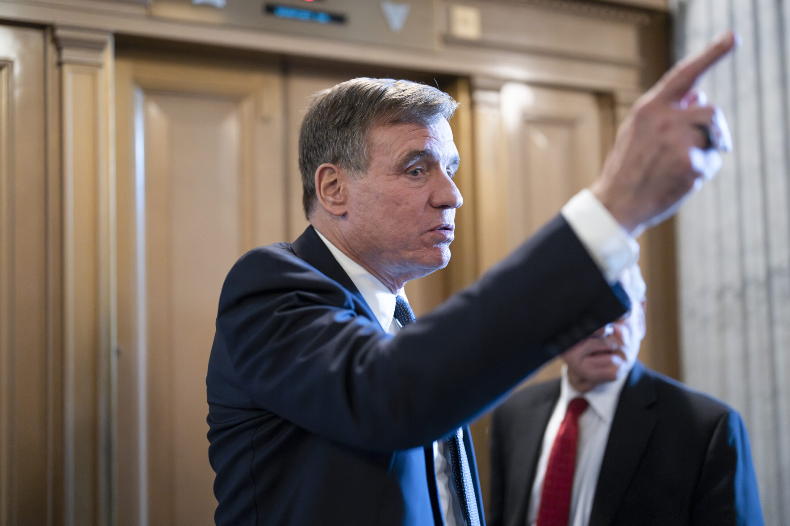 Warner to vote for debt limit deal despite Mountain Valley Pipeline provision