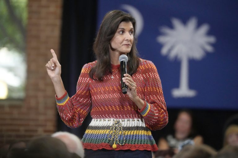 Nikki Haley takes stump speech to Virginia university’s commencement ceremony