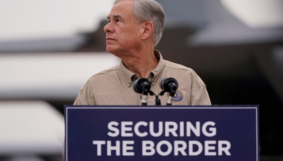 Gov. Greg Abbott employs buoys to secure Texas border