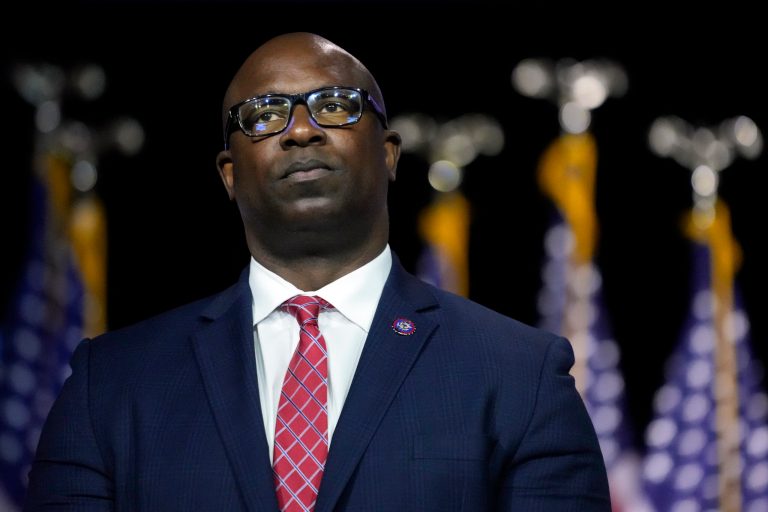 Bowman says ‘leadership’ needed from Biden on immigrant overflow in New York