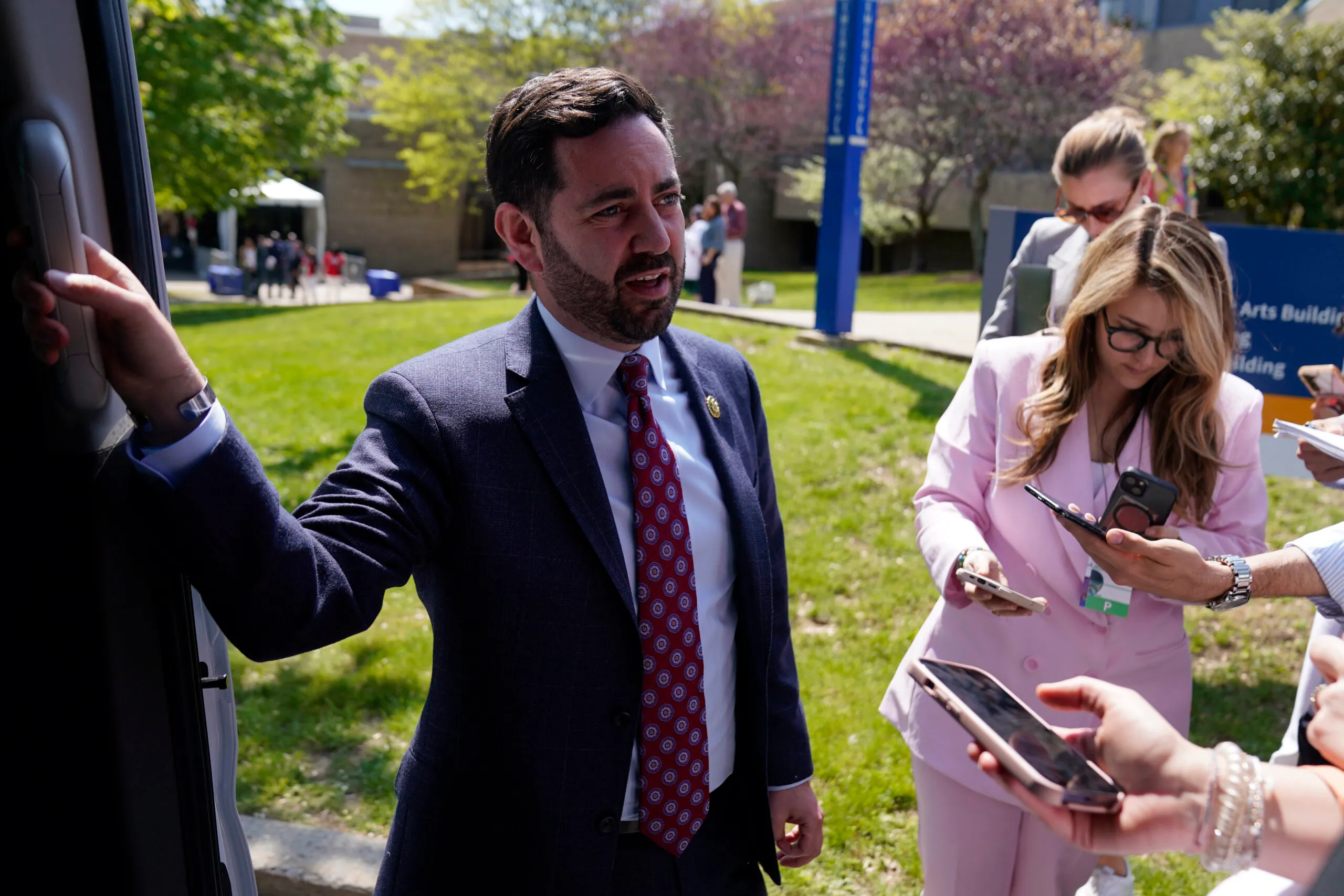 New York Democrats push constitutional amendments in effort to defeat upstart Republicans