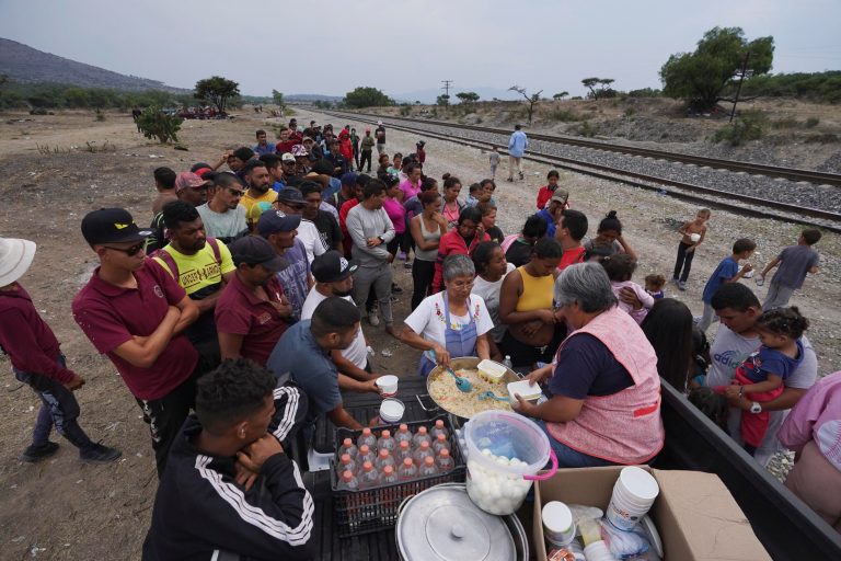 Border crossings are off from last week’s highs as US pins hopes for order on mobile app