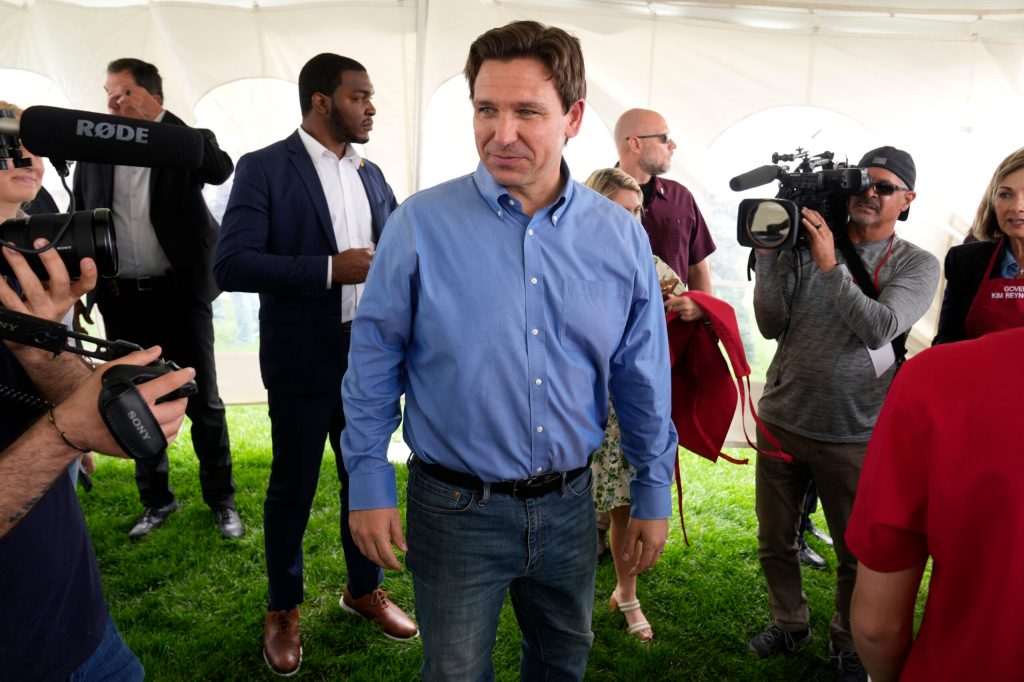 DeSantis to unveil his immigration policy while at Texas border