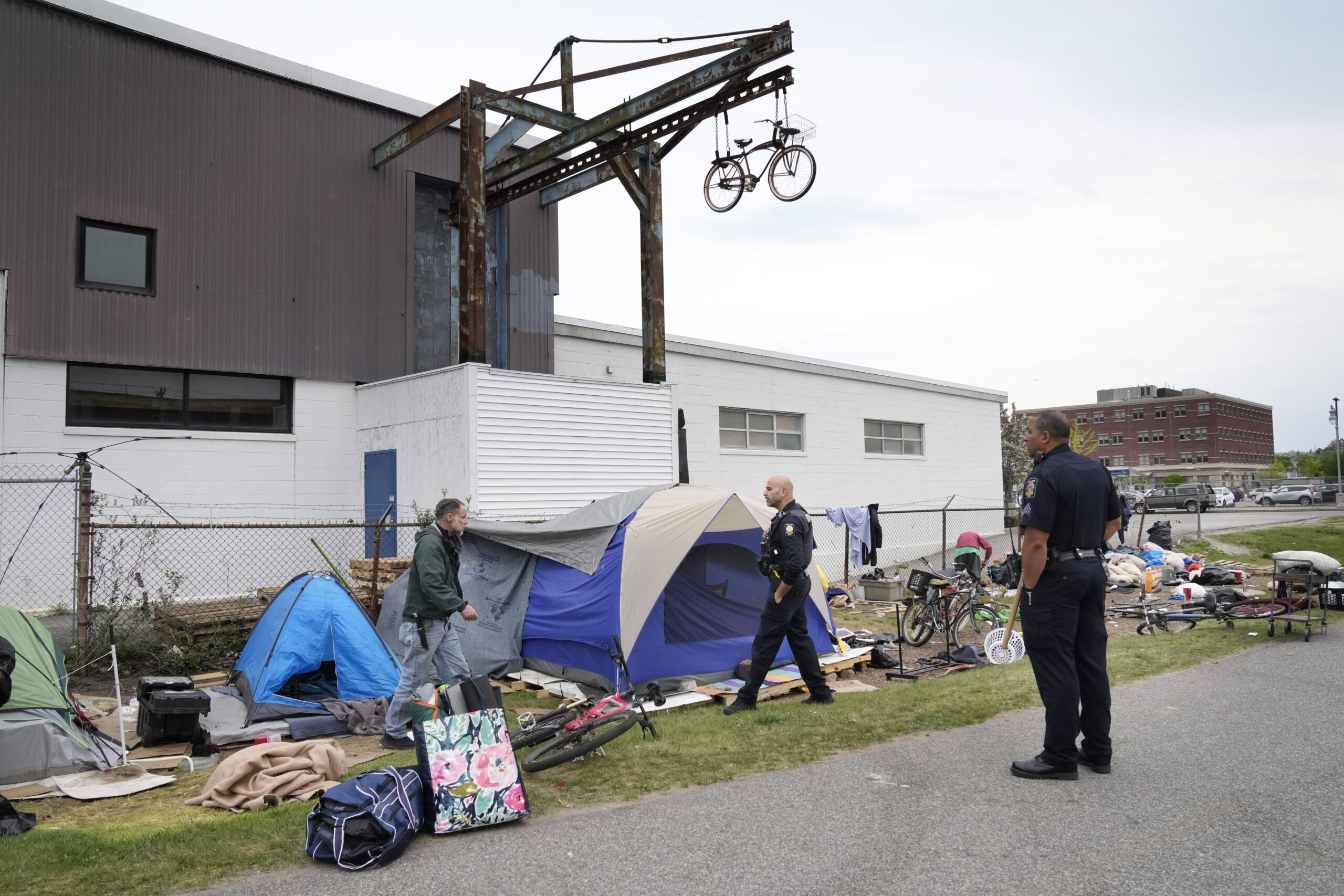 More cities make homeless encampments a crime, leaving low-income people with few options