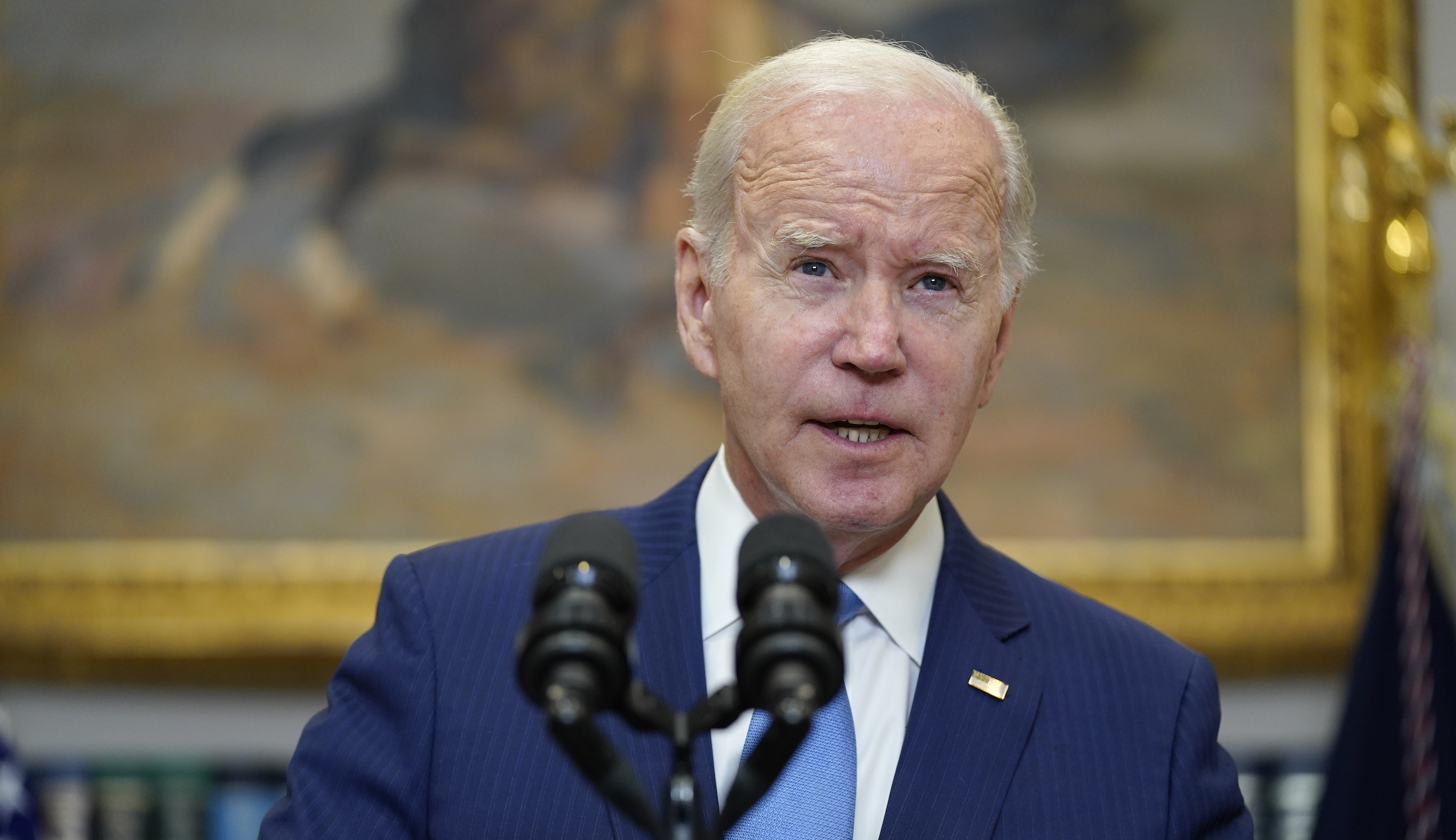 Biden promises a debt ceiling press conference after returning from Japan