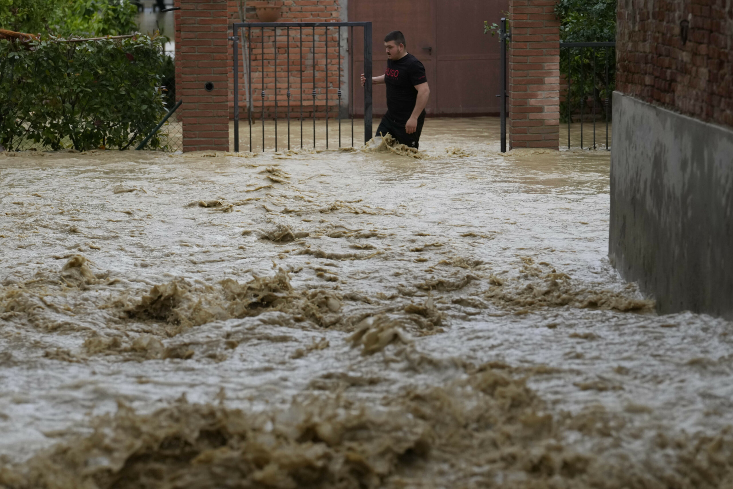 Explosion of AP climate change stories following $8 million environmental grant