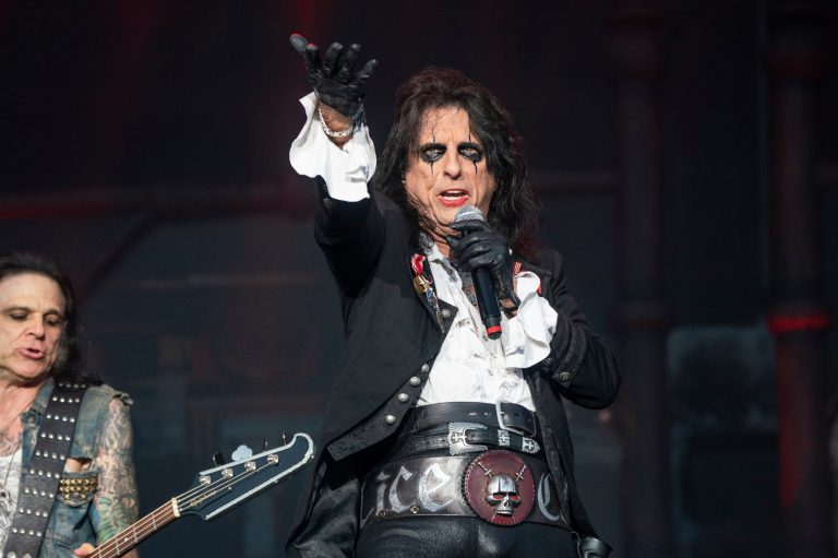 Rock legend Alice Cooper rips transgender ‘fad’ as ‘laughable’