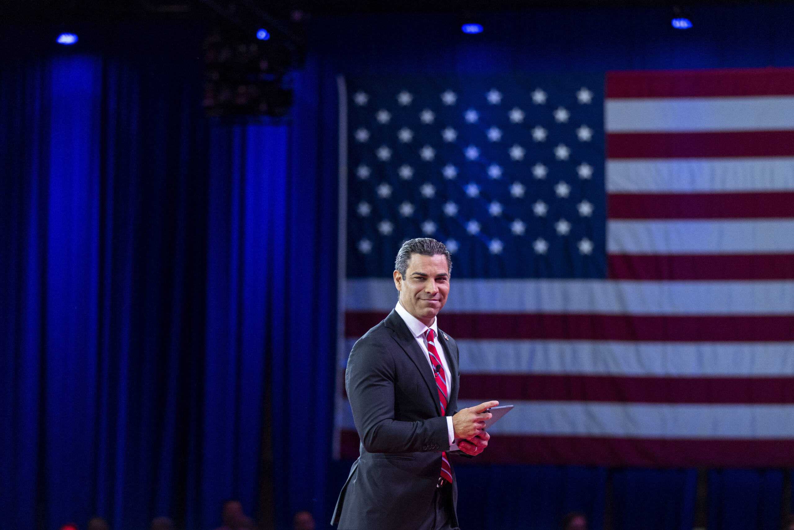 Miami Mayor Francis Suarez teases presidential bid amid Trump legal drama in his city