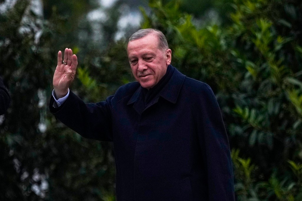 Turkey’s Erdogan wins 5th term as president, extending rule into 3rd decade