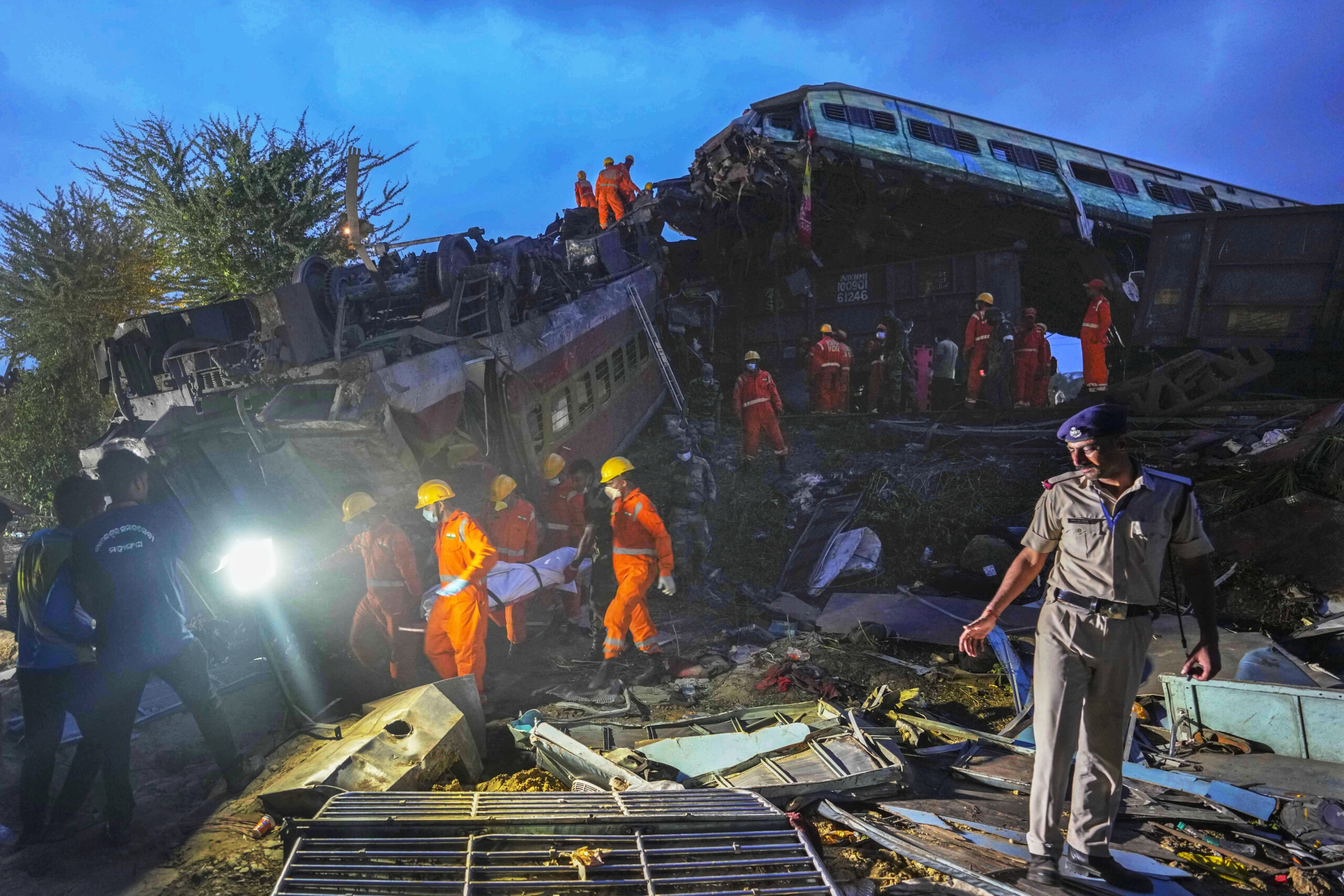 India train that derailed was given wrong signal before crash: Officials
