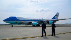 Reporters press White House about declaring climate emergency
