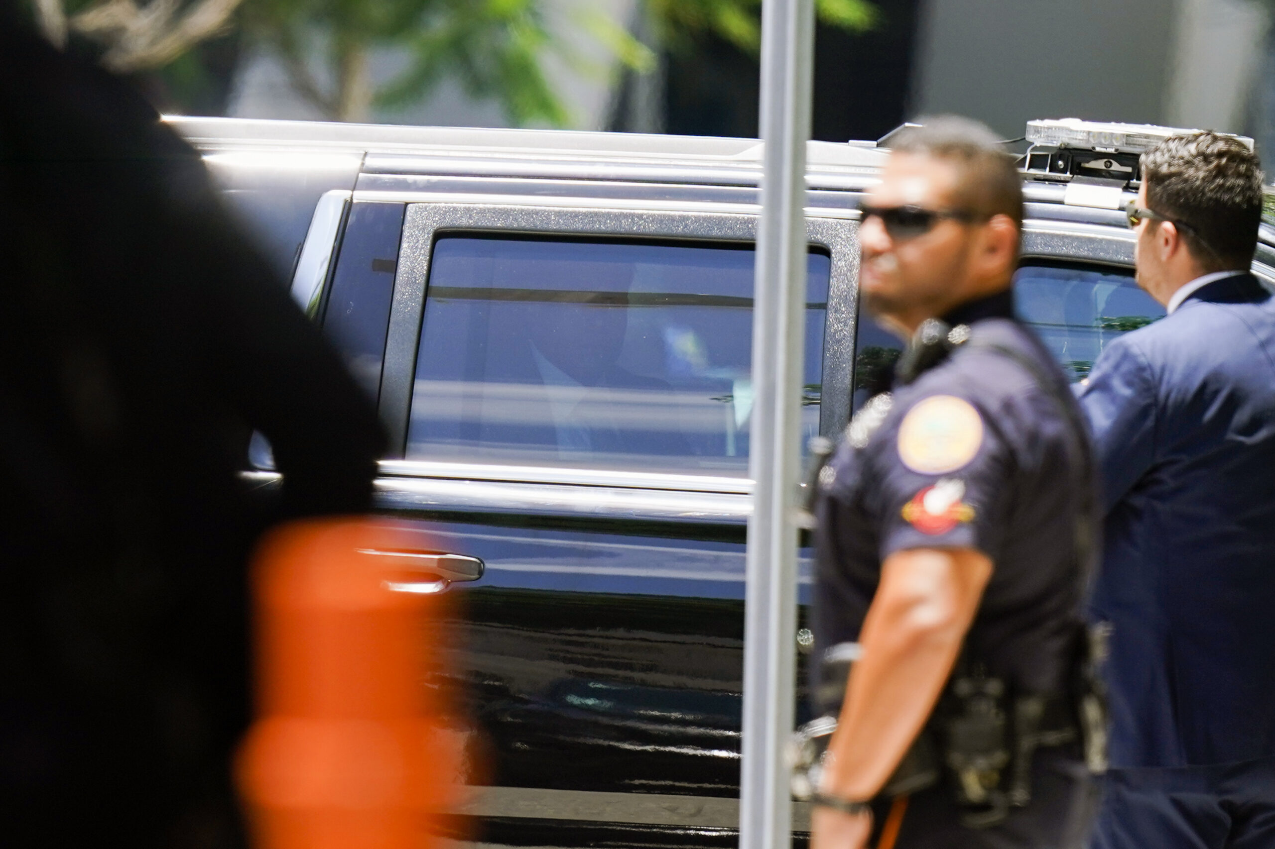 Donald Trump arrested: Protester disrupts former president’s motorcade departing Miami courthouse