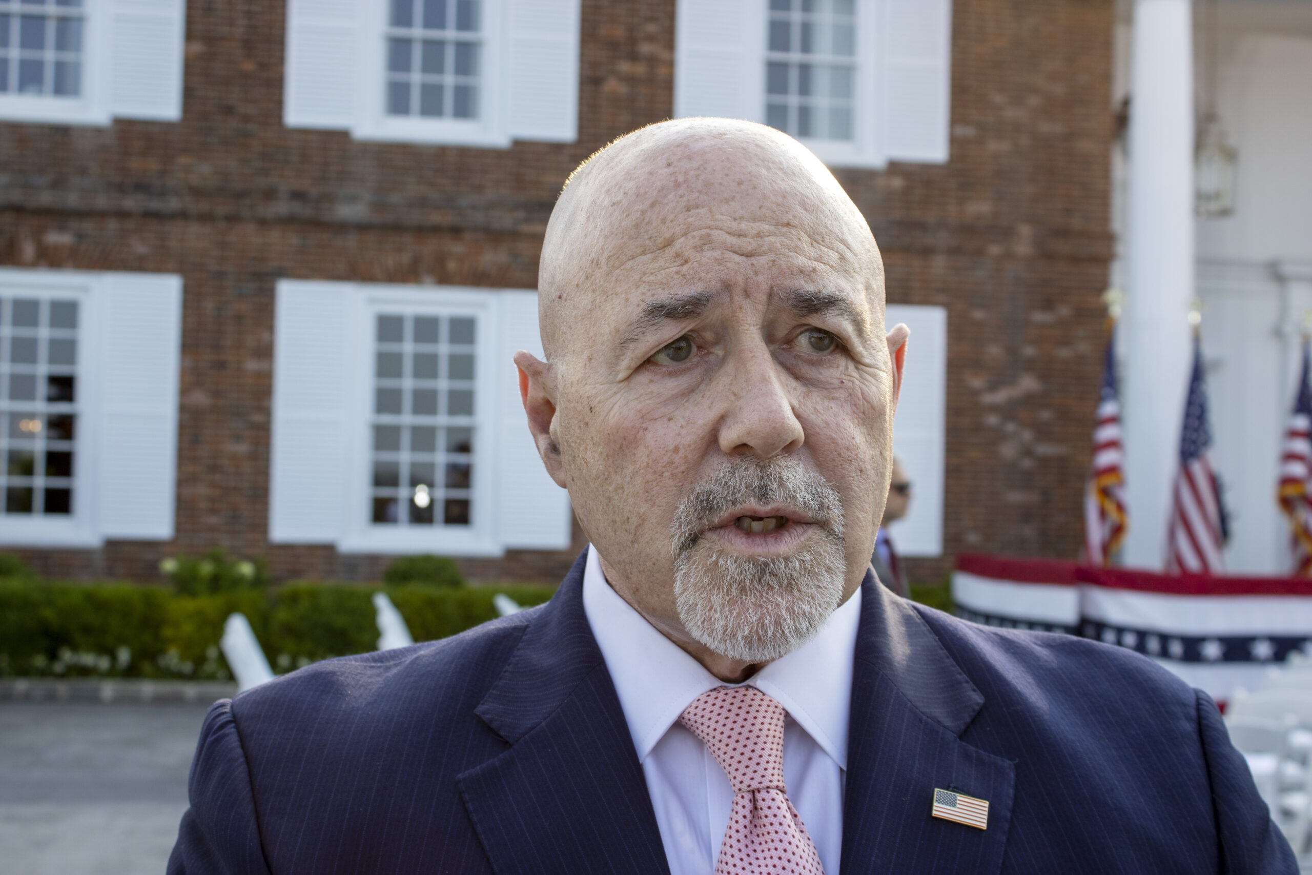 Trump ally Bernie Kerik meets with investigators in first sign of life since indictment: Report