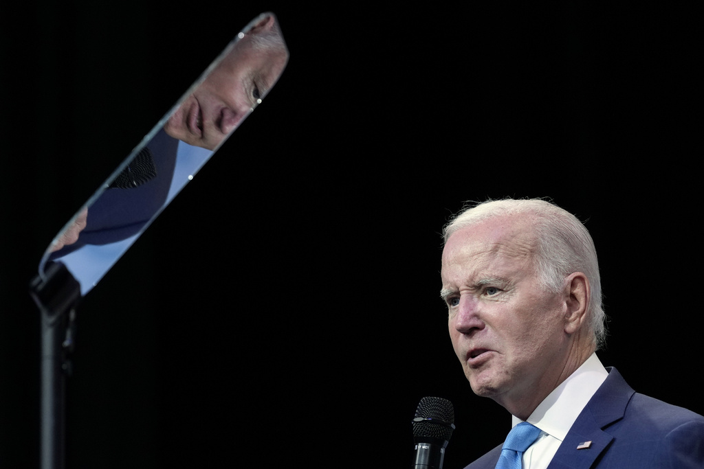 Biden ends speech in Connecticut with ‘God save the queen, man’