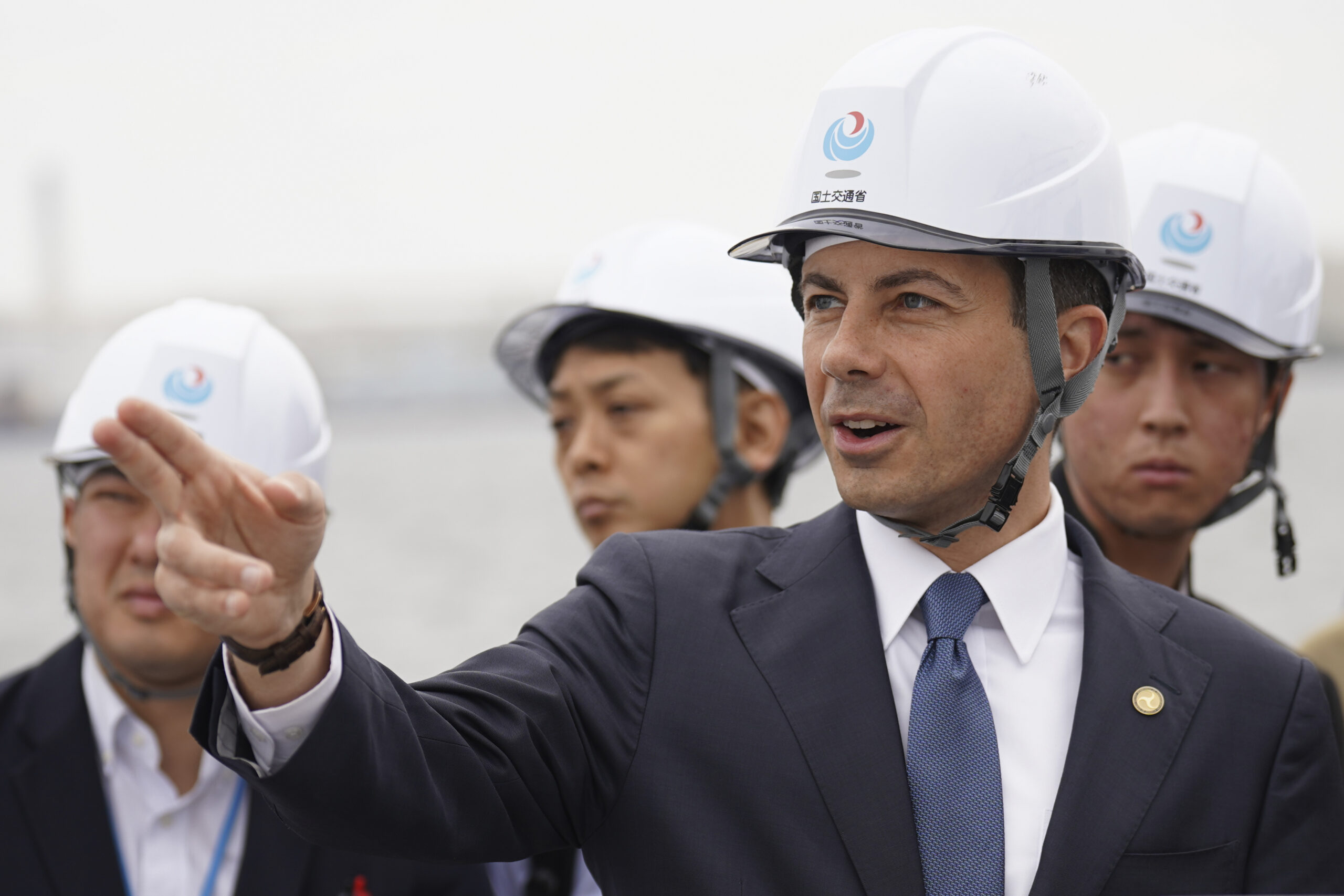 Pete Buttigieg met with China-tied group championing bans on fossil fuels and gas stoves