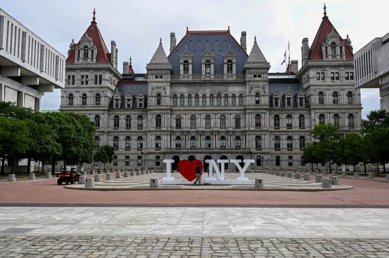 New York court rules for Democrats in major congressional redistricting dispute