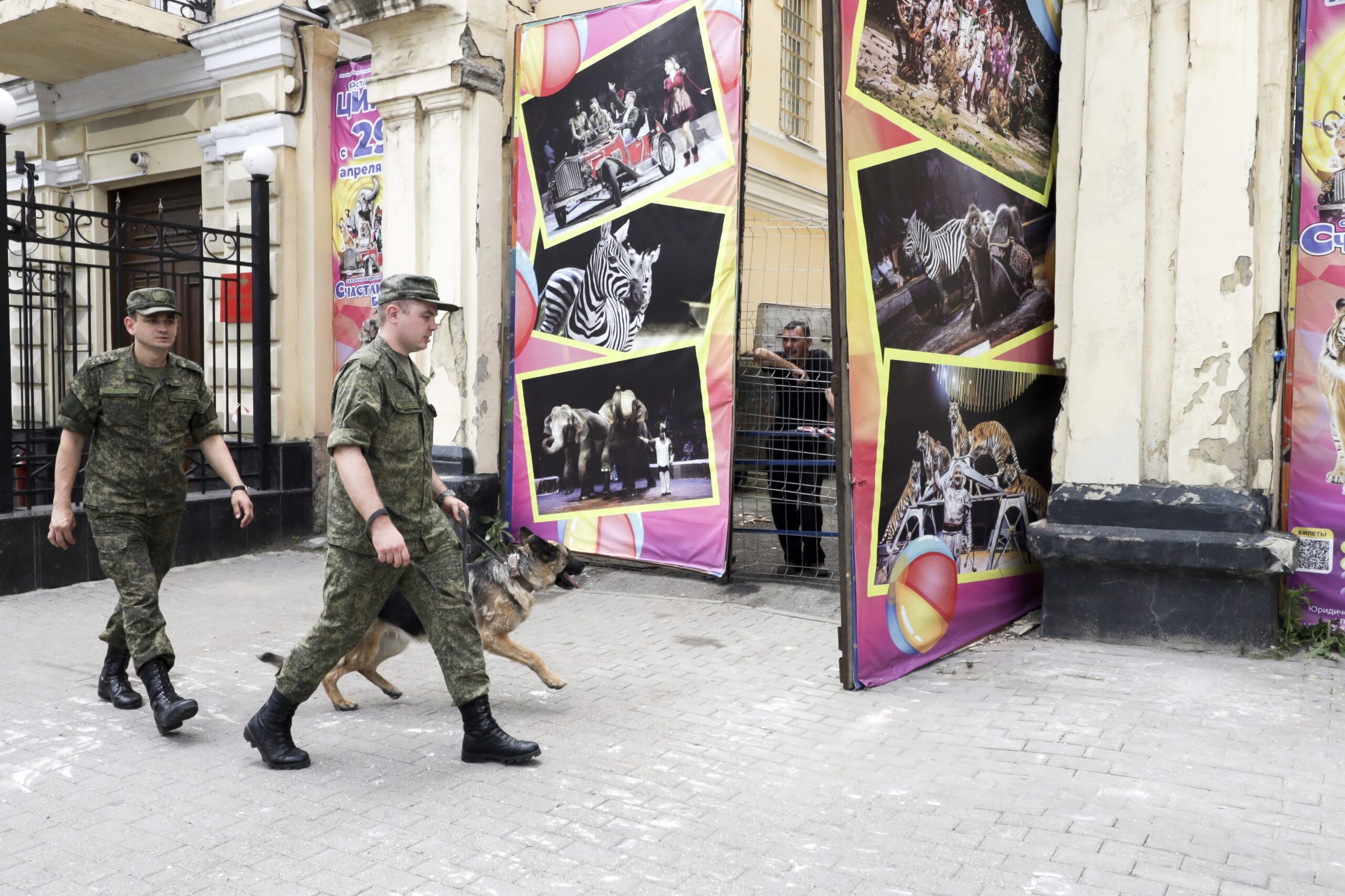 Russian convict conscripted and then released home accused of double murder