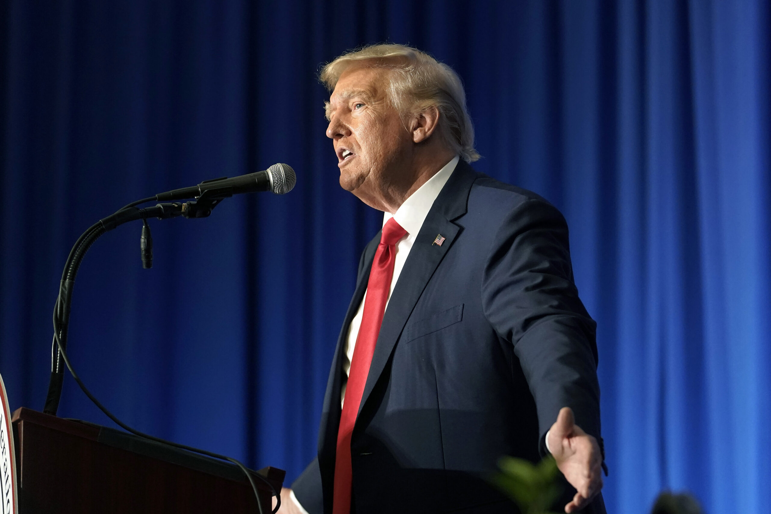 Pence and Scott notch small polling bounces after Trump indictment