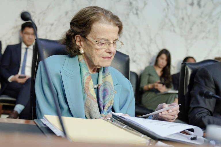 Feinstein’s financial elder abuse lawsuit heads into mediation