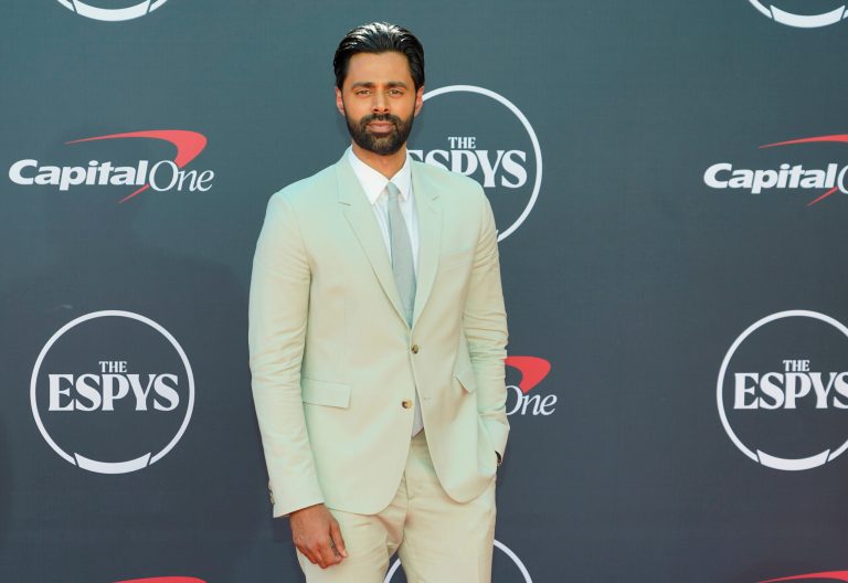 How Hasan Minhaj and other ‘clapter’ comedians changed comedy