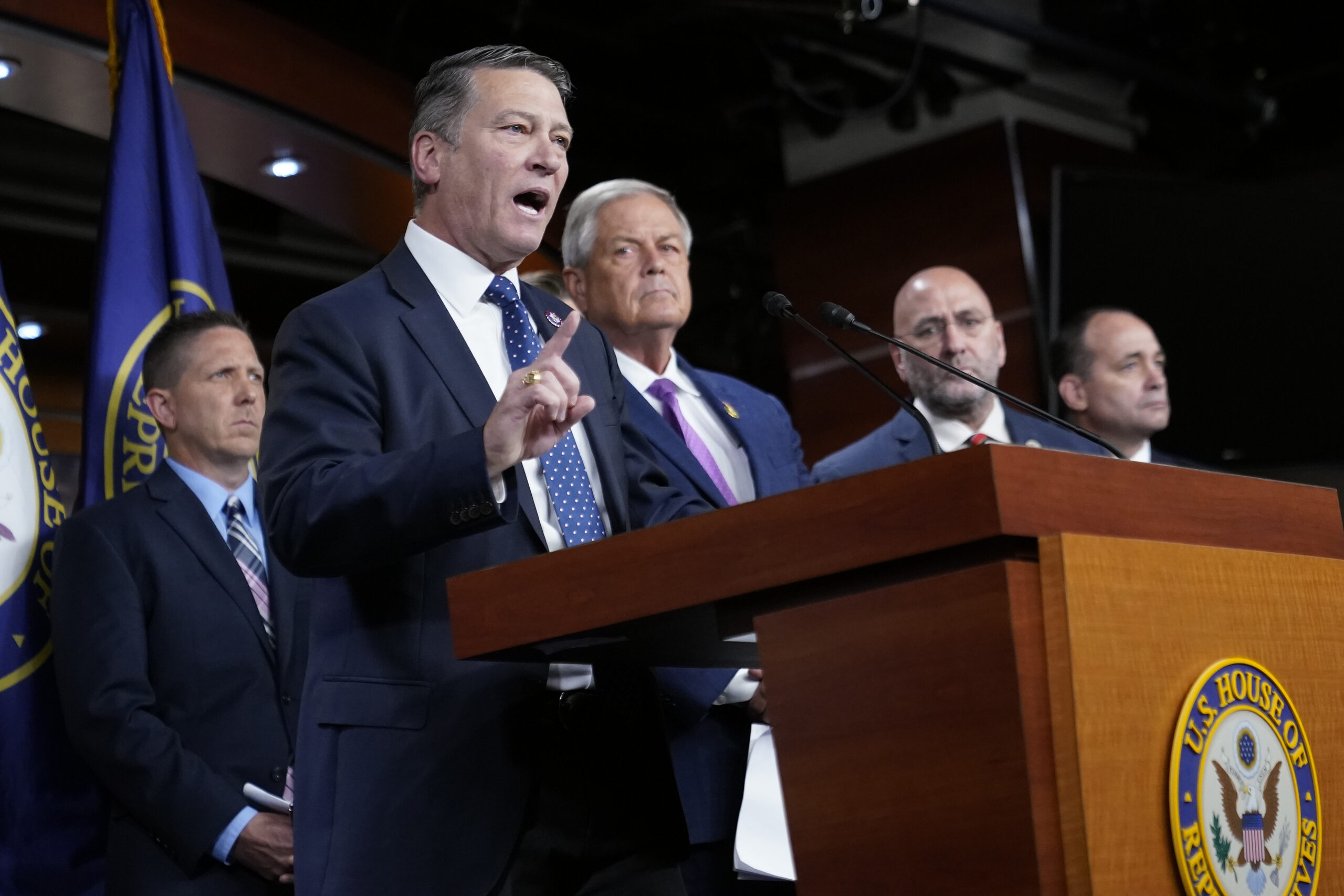 Jackson says border crisis is ‘Biden-engineered disaster’ as immigrants come with active tuberculosis