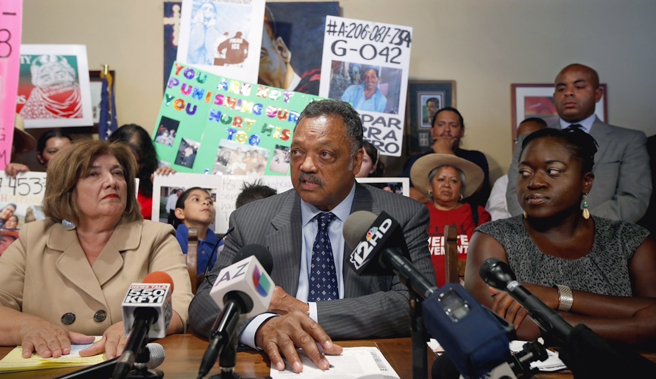 Jesse Jackson to retire from longtime civil rights leadership role