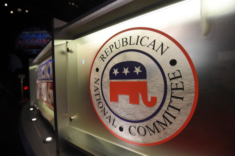 Media watchdog to NBC’s Holt, Welker: Shut up at GOP debate