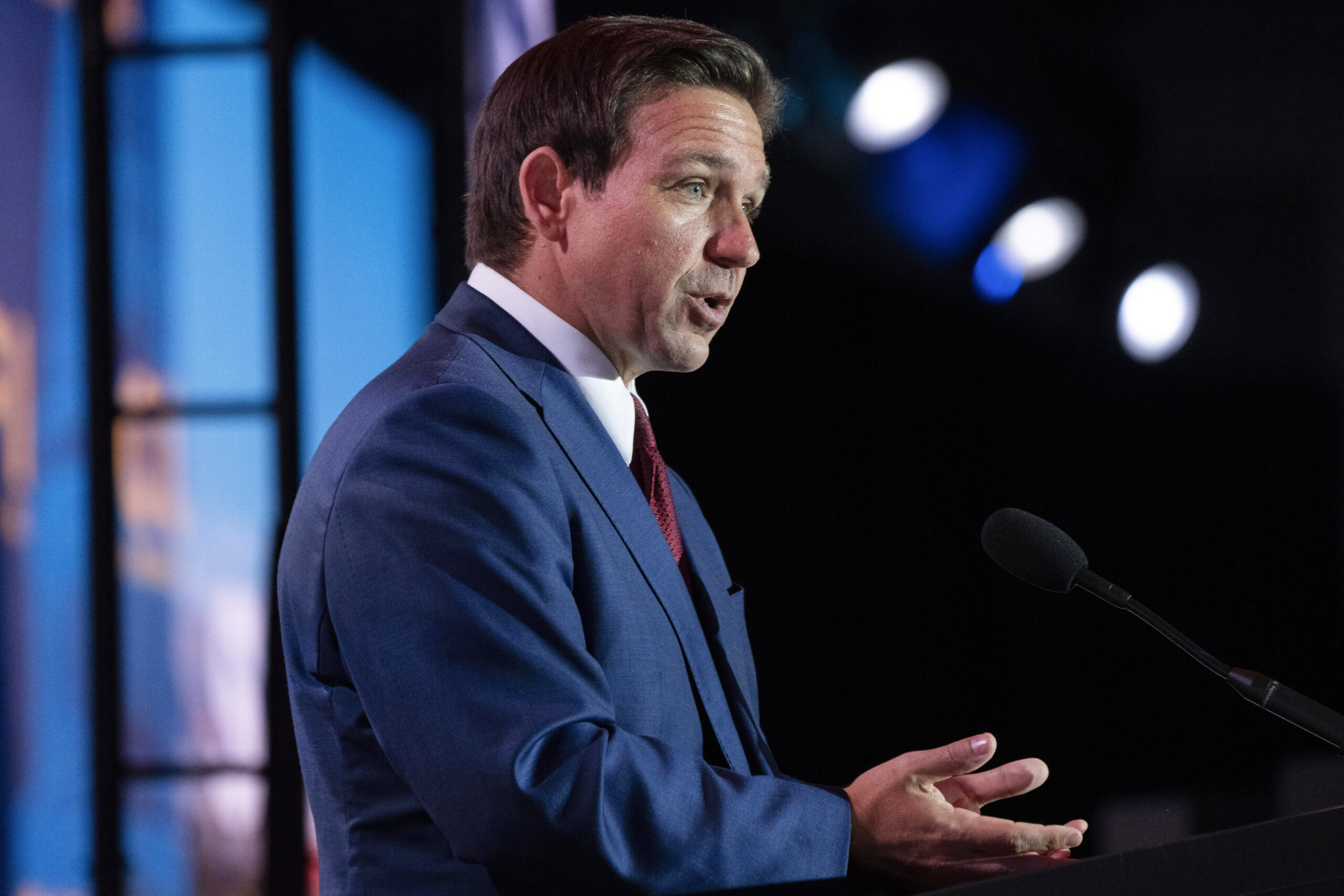 DeSantis mixes up media strategy in hope of closing Trump gap
