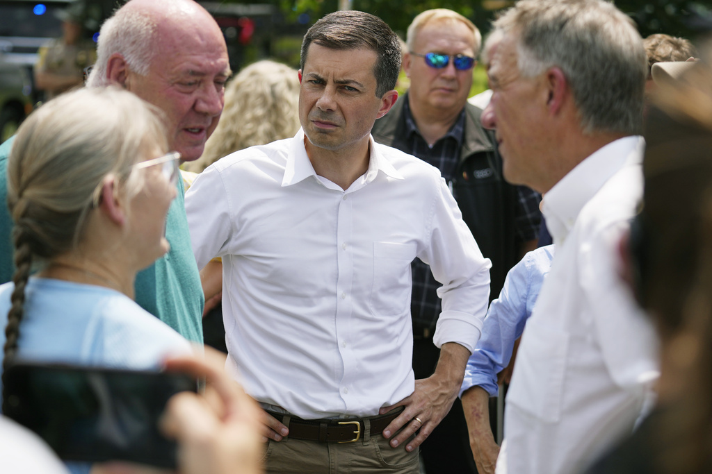 Pete Buttigieg 0723