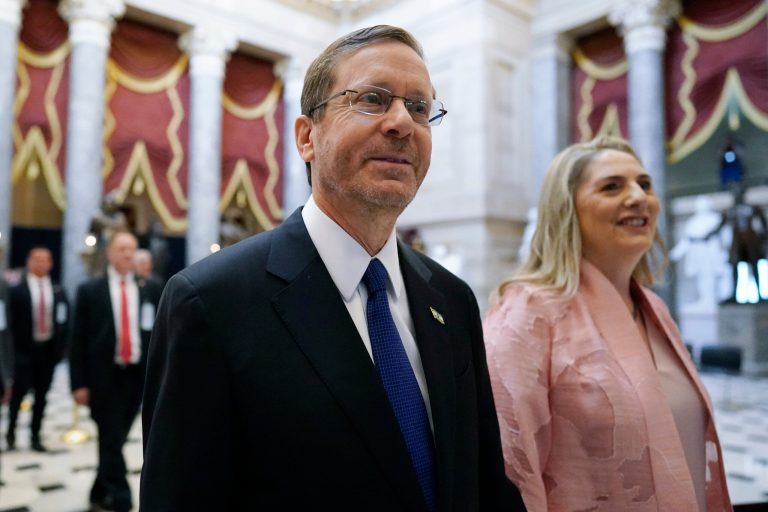 Israeli president touts US support in joint address to Congress