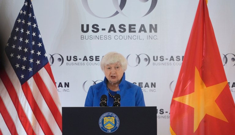 White House announces new restrictions on advanced tech investment in China