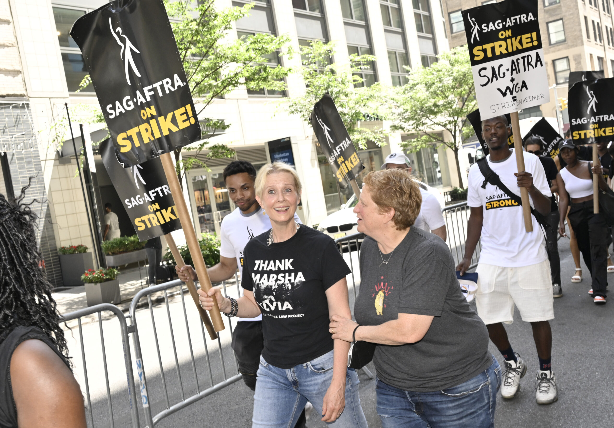 Sex and the City star Cynthia Nixon joins ceasefire hunger strike to support Gaza