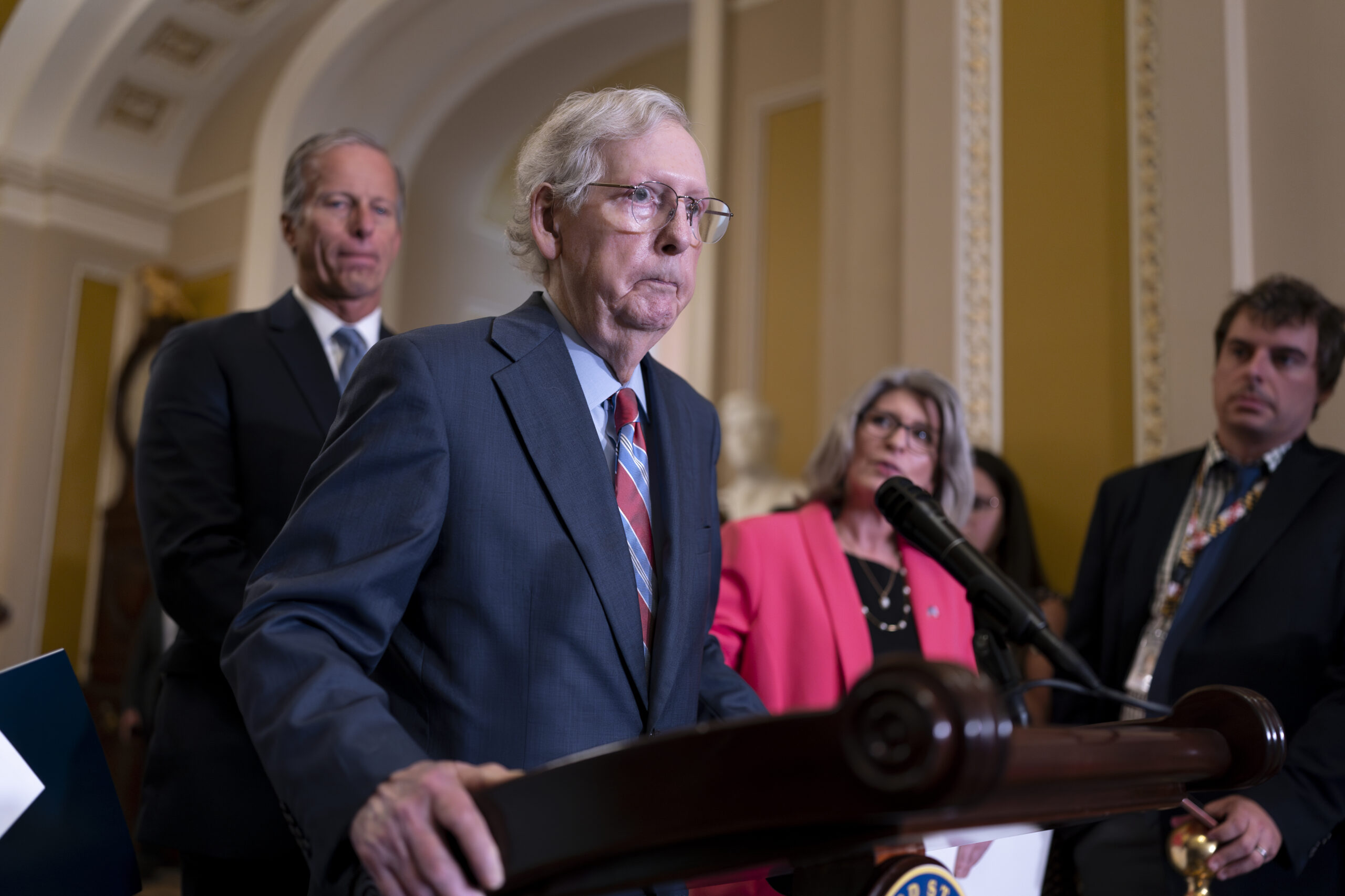 McConnell says he won’t step down as minority leader this Congress