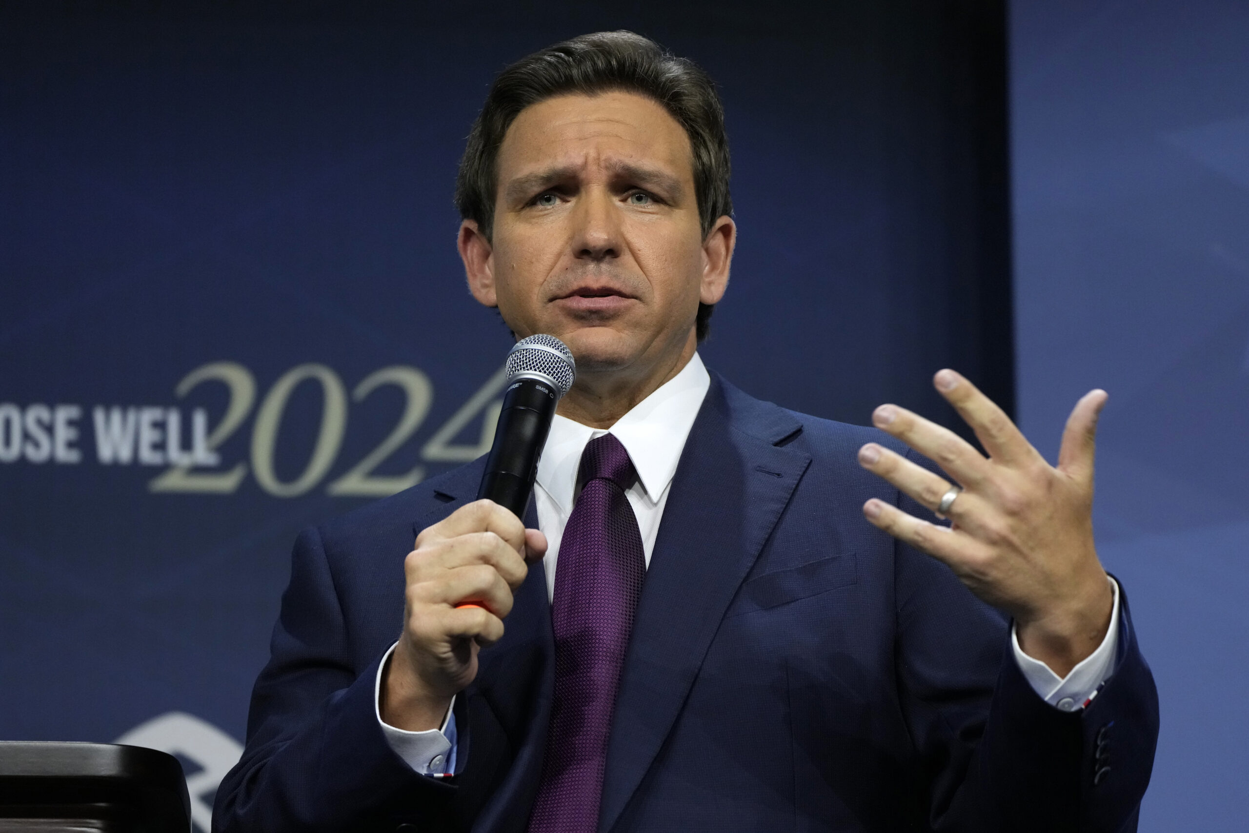 DeSantis trends downward in swing state of New Hampshire: Poll
