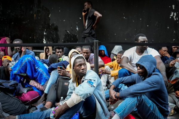 Hundreds of New Yorkers protest new shelter as illegal immigrants flood city