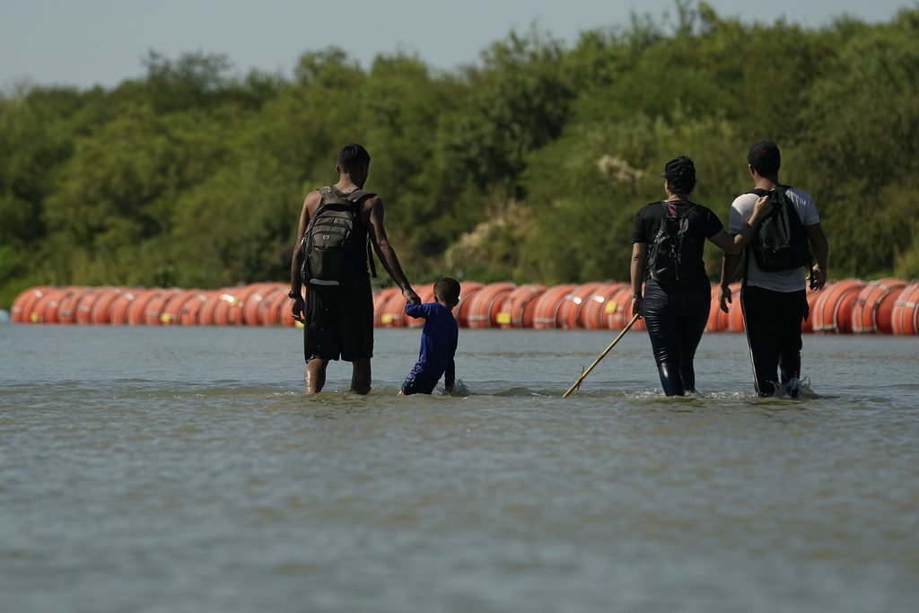 ‘Remain in Texas’ is the Democratic Party’s most hypocritical border policy yet