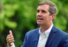 Beshear refuses to commit to appointing GOP replacement if McConnell resigns over health scares