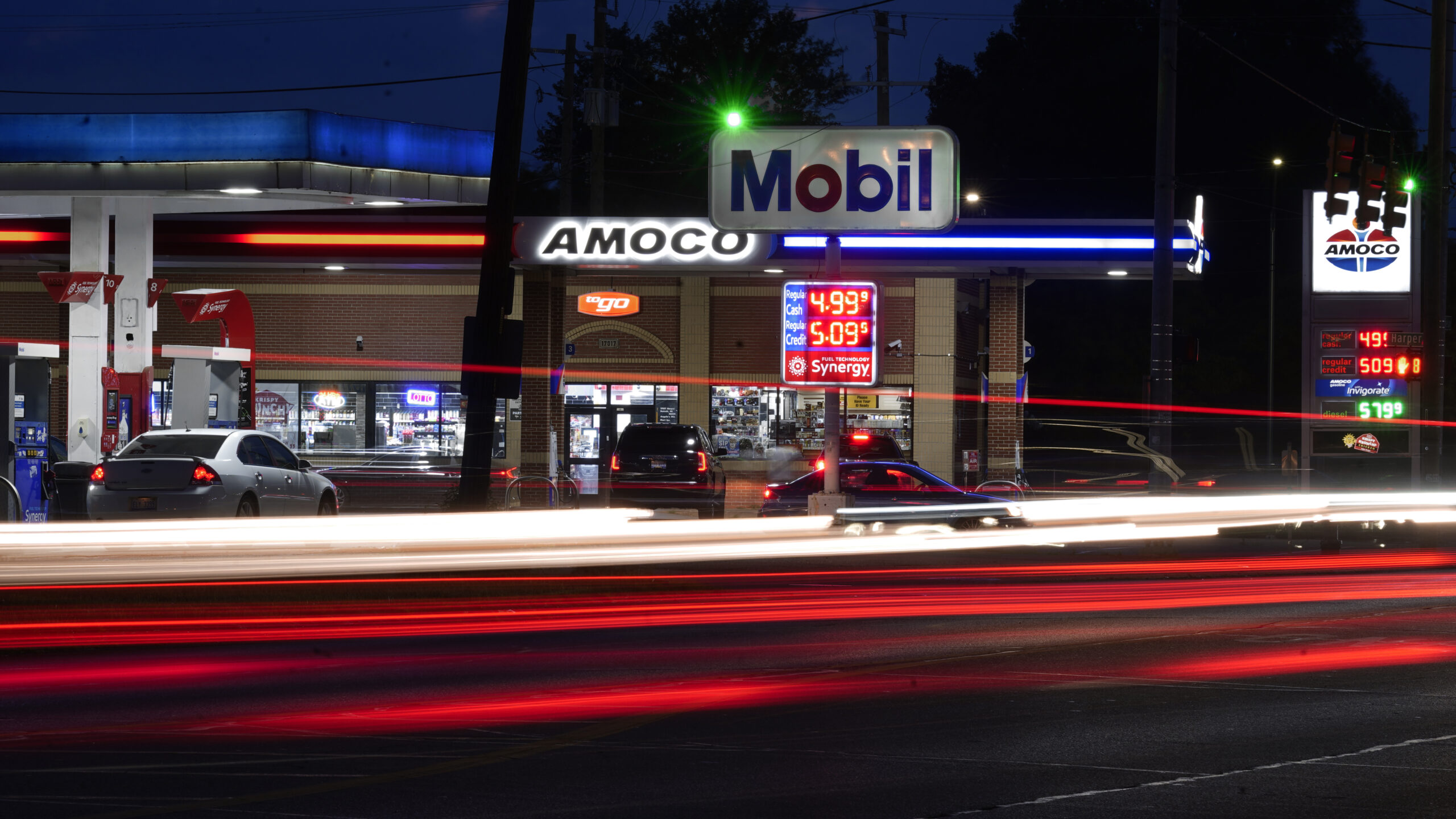 Fischer bill would impose $1,000 fee on EVs to replace gas tax for Highway Trust Fund
