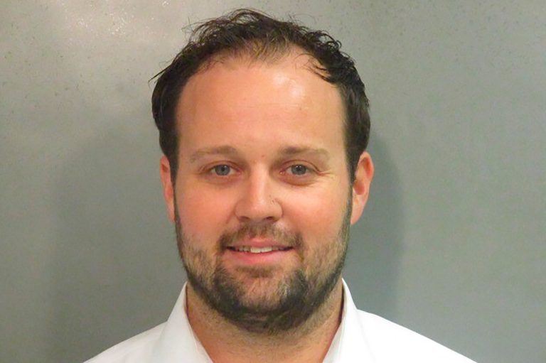 This undated photo provided by Washington County, Arkansas, Detention Center shows Josh Duggar.