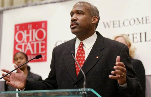 Major university athletic directors urge Congress to pass NIL legislation: ‘Wild West’