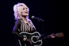 Dolly Parton explains why she refuses to get political