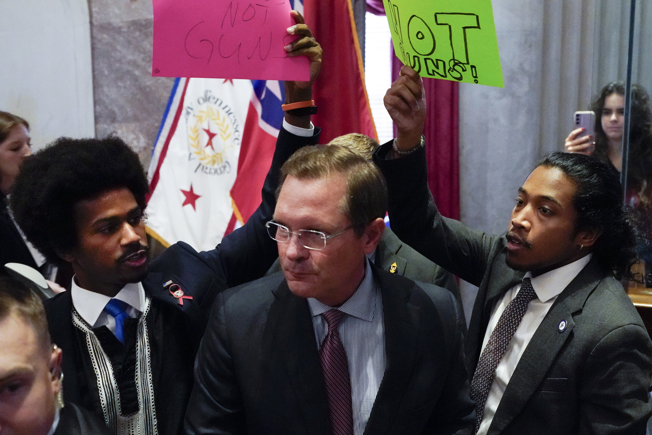 Tennessee special session ends in altercation between lawmakers